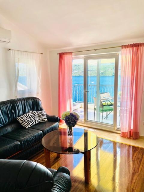 Apartments Bora Neum Bagian luar foto